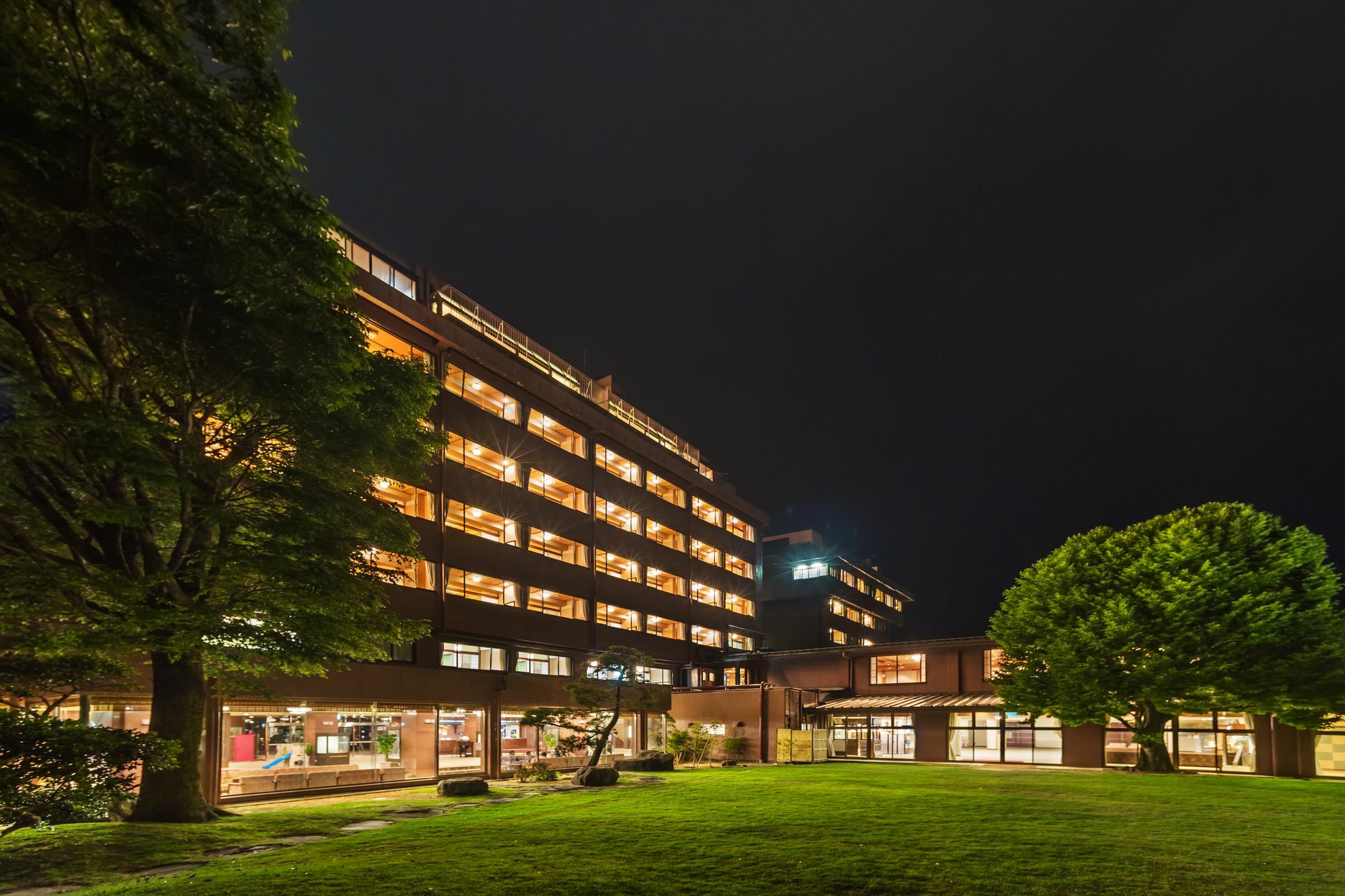 קומאמוטו Aso Plaza Hotel מראה חיצוני תמונה